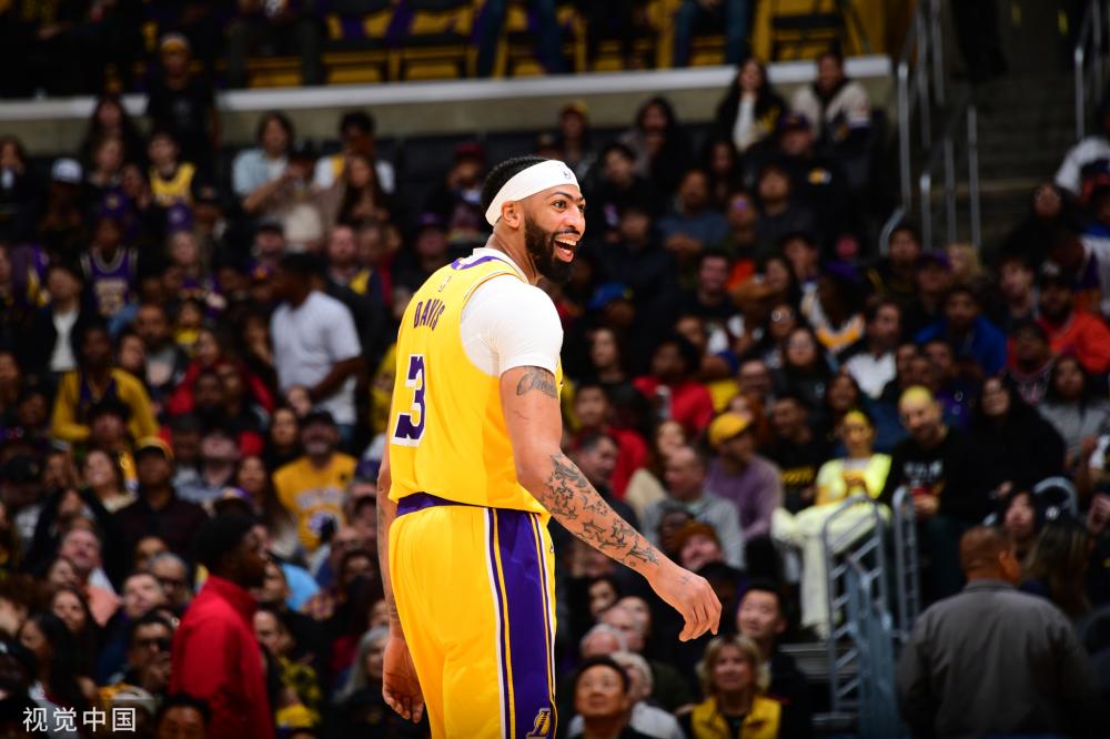 前讲话的人 前讲话的人