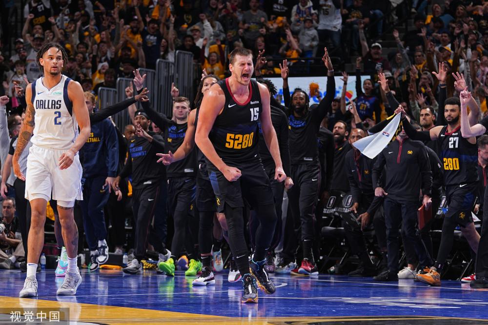 看到一名球 看到一名球